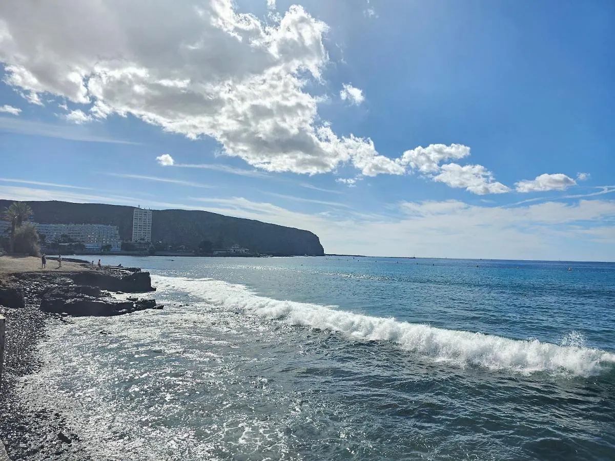 New Seafront Dreaming View Apartment, Los Cristianos Arona  0*, Arona (Tenerife)