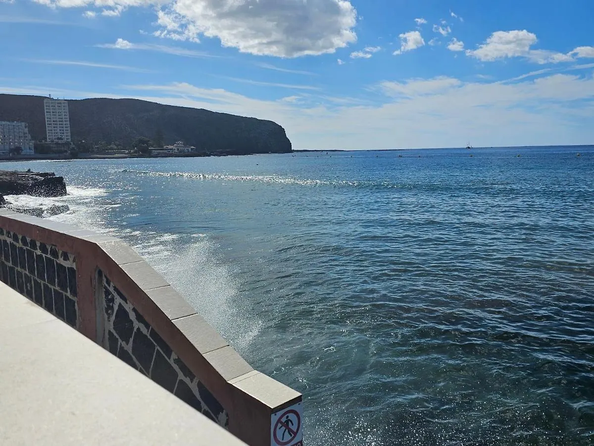 New Seafront Dreaming View Apartment, Los Cristianos Arona