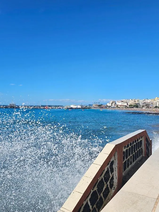 New Seafront Dreaming View Apartment, Los Cristianos Arona  0*, Arona (Tenerife)